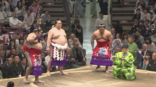 横綱 稀勢の里のラオウ化粧まわし