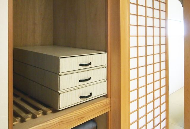 引出し型衣裳箱