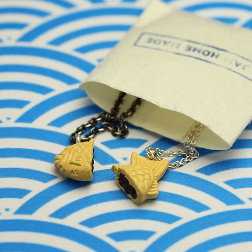 TAIYAKI SHARE NECKLACE