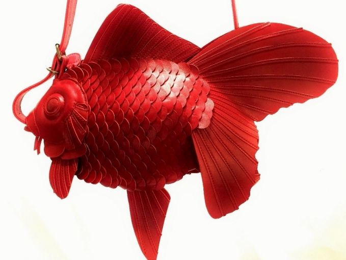 アトリエイワキリ「レザーの金魚バッグ」