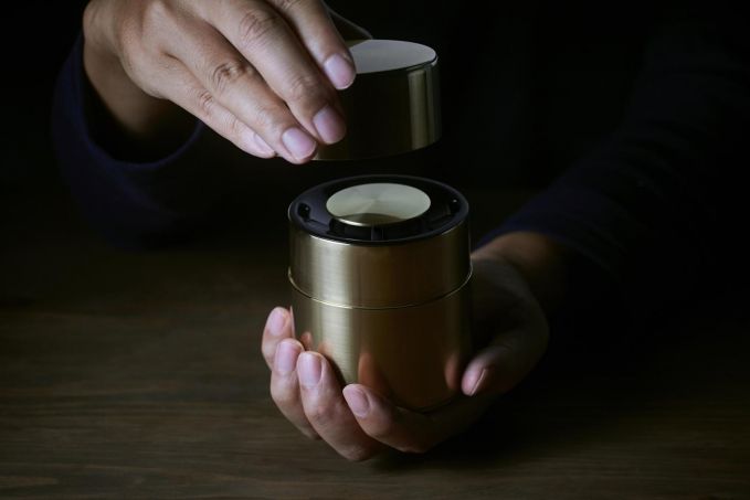 ワイヤレススピーカー「響筒」