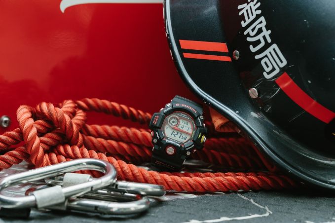 G-SHOCK「GW-9400NFST」